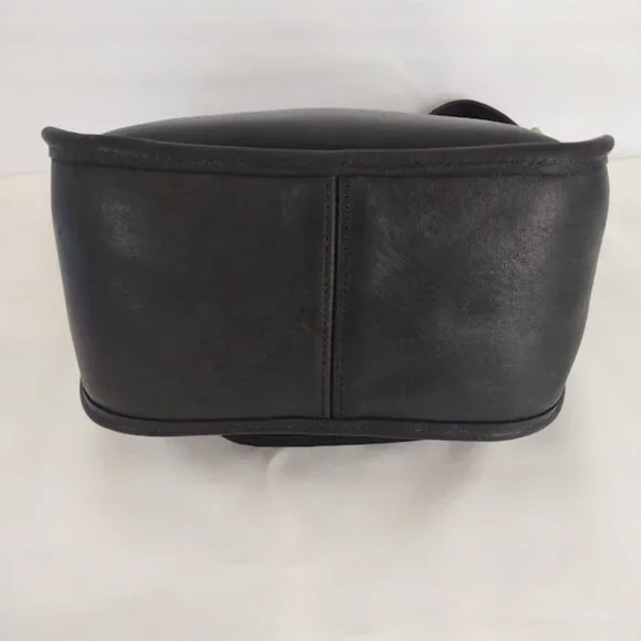 Coach Vintage Black Leather Legacy Janice Crossbody - Picture 11 of 15